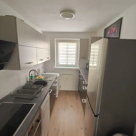 Schoenes Fuer Reisende Und Berufstaetige *