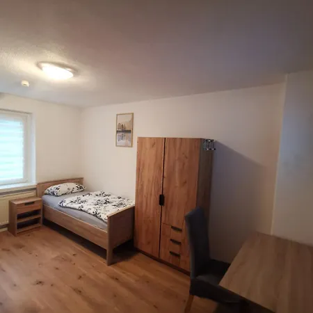 Appartement Schoenes Fuer Reisende Und Berufstaetige Leuna